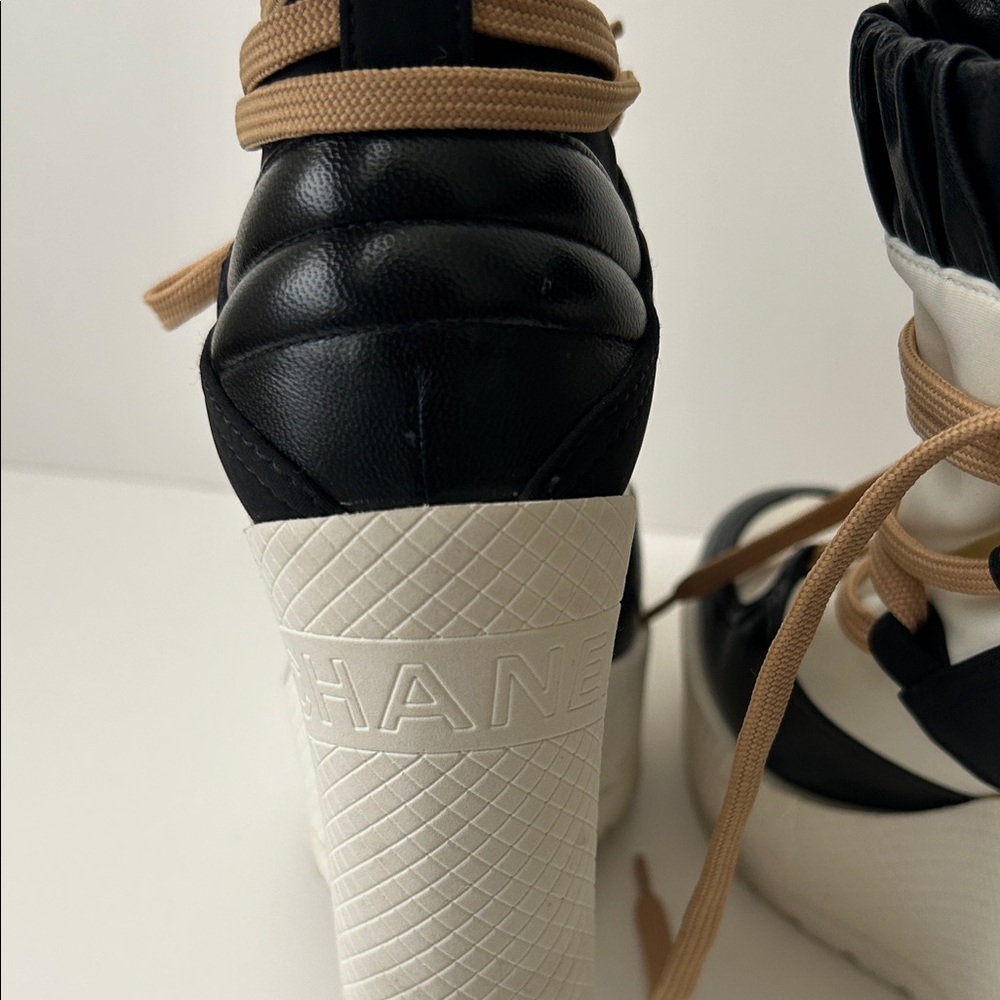 CHANEL Black and Cream Wedge Sneakers - Picture 4 of 5